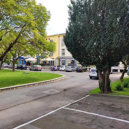 Hotel Beke Sziget Komló Exteriör bild