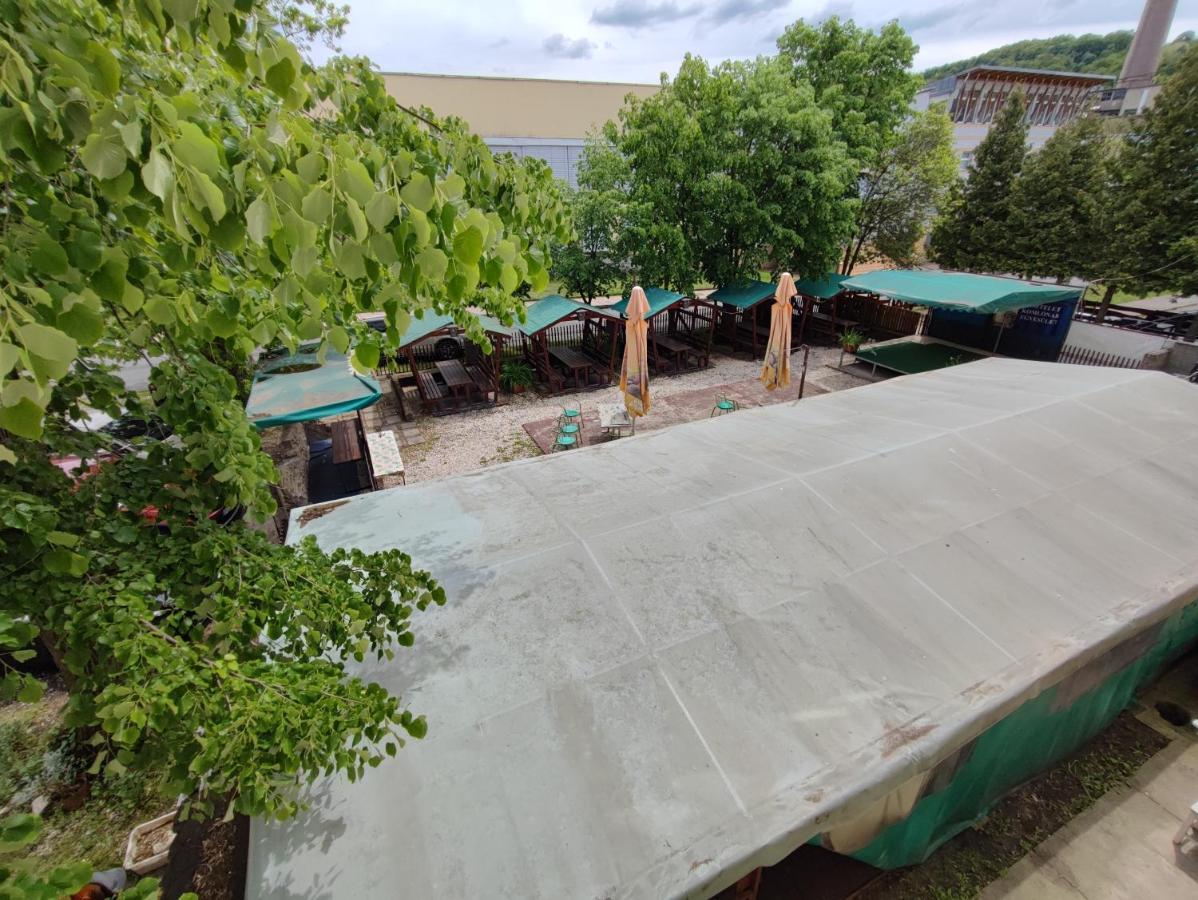 Hotel Beke Sziget Komló Exteriör bild