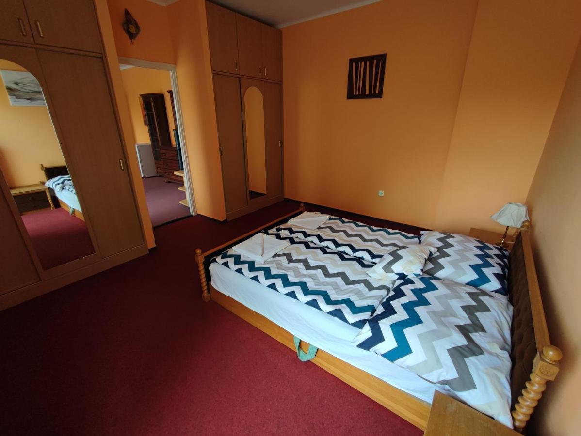 Hotel Beke Sziget Komló Exteriör bild